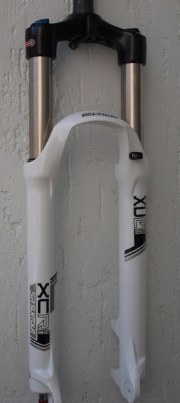 Вилка SR Suntour SF14 XCR AIR DS LO R 120 27.5", білий