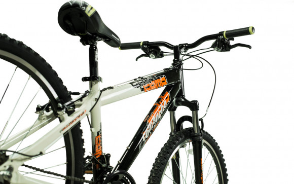 Велосипед Comanche Ontario Comp 17", чорний-білий Велосипед Comanche Ontario Comp 17", чорний-білий