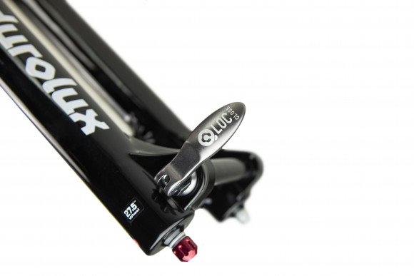 Вилка SR Suntour SF16 Durolux RC 20QLC 180 27.5", чорний