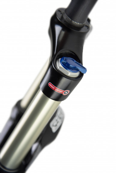 Вилка SR Suntour SF16 Raidon XC DS LO R 120 27.5", чорний Вилка SR Suntour SF16 Raidon XC DS LO R 120 27.5", чорний