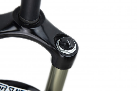 Вилка SR Suntour SF16 Raidon XC DS LO R 120 27.5", чорний Вилка SR Suntour SF16 Raidon XC DS LO R 120 27.5", чорний