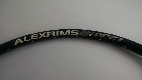 Обід Alex Rims DP21 SSE AV 36H 700C, чорний